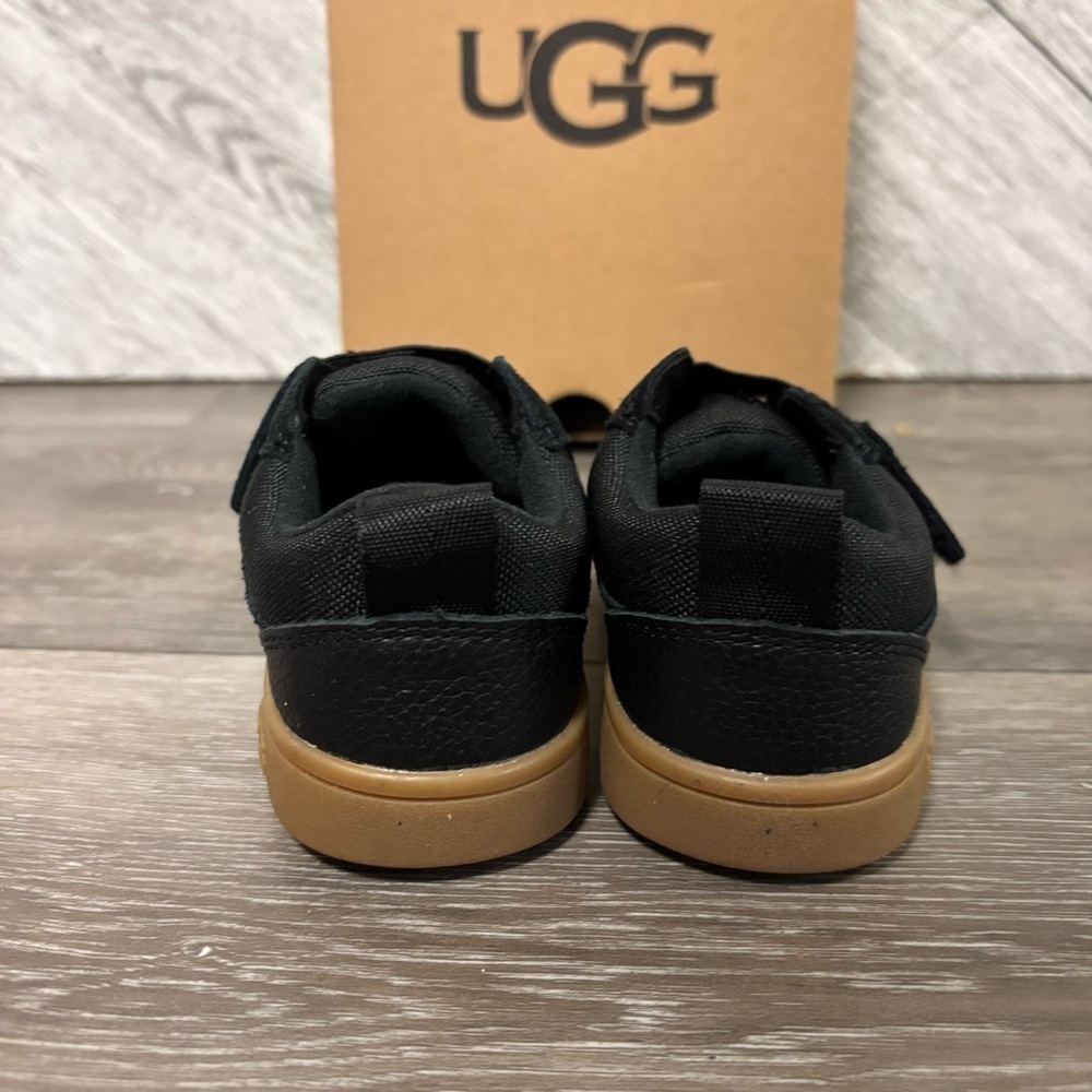 UGG | Rennon Low Sneakers In Black New In Box - Picture 3 of 10